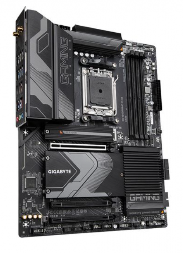 GIGABYTE AMD X670 Chipset, AMD Socket AM5, support for : AMD Ryzen 7000 Series Processors, 4 x DDR5 DIMM  ( X670E AORUS MASTER )